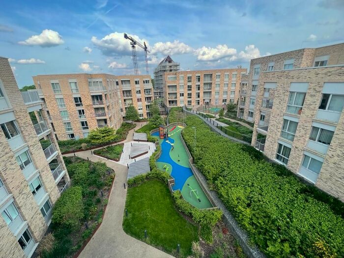 3 Bedroom Flat To Rent In Medawar Drive, London, NW7