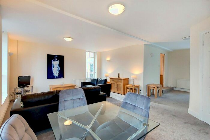 1 Bedroom Flat To Rent In Hampden Gurney Street, Marylebone, London, W1H