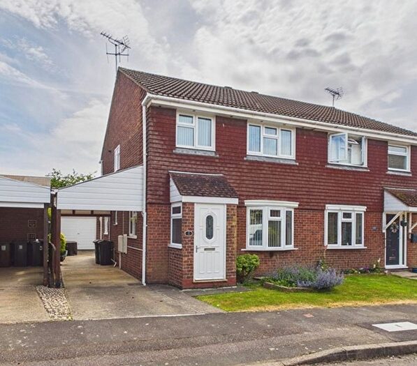 3 Bedroom Semi Detached House For Sale In Shepherd Drive, Willesborough, Ashford, TN24