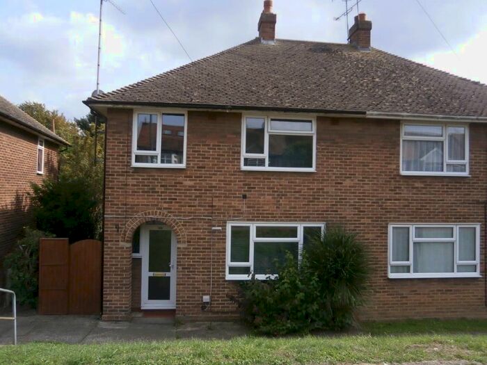 3 Bedroom Semi-Detached House To Rent In Woodlands Road, Gillingham, ME7