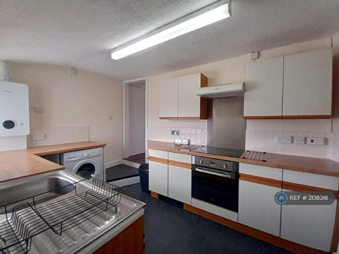 1 Bedroom Flat To Rent In Bishops Road, Croydon, CR0