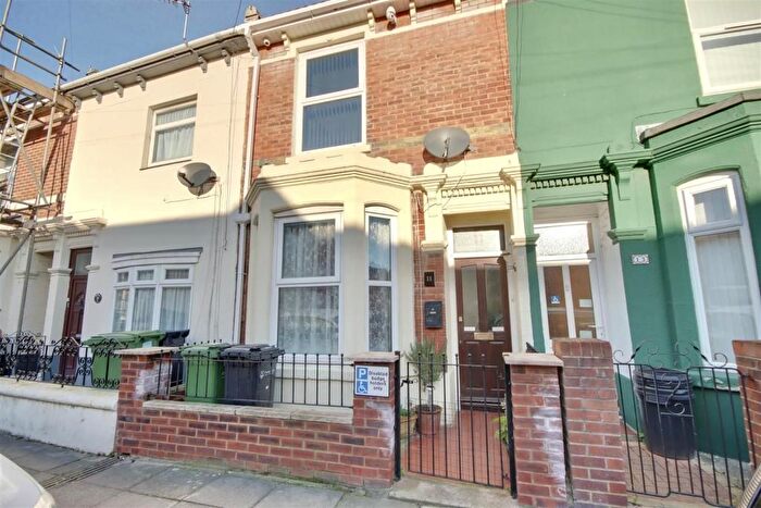 3 Bedroom Terraced House For Sale In Renny Road, Portsmouth, PO1