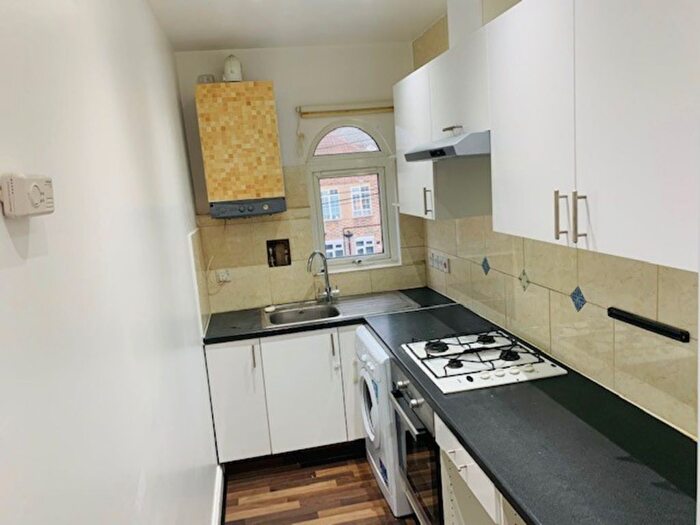 1 Bedroom Flat To Rent In Fernham Road, Thornton Heath, CR7
