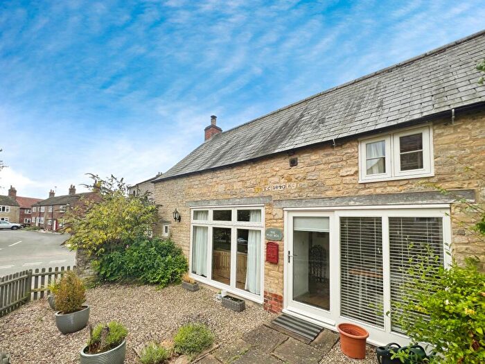 2 Bedroom Barn Conversion To Rent In The Square, Skillington, NG33