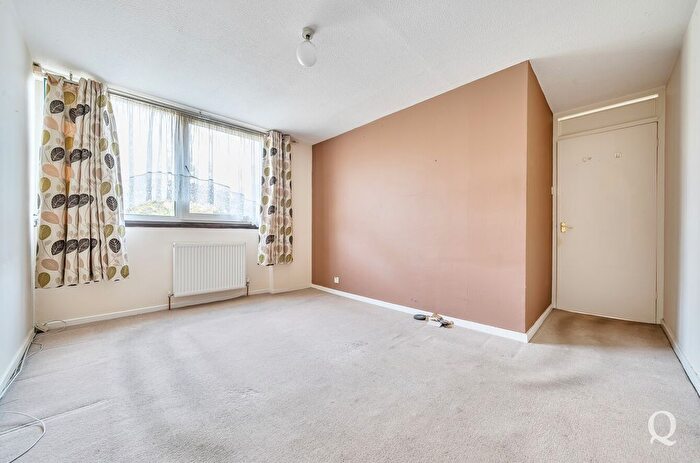 3 Bedroom End Of Terrace House For Sale In Harkness Court, Sittingbourne, Kent, ME10