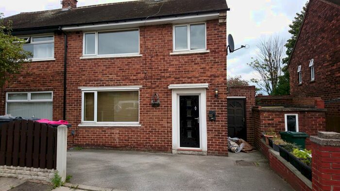 3 Bedroom Semi-Detached House To Rent In Kiln Road, Kimberworth, Rotherham, S61