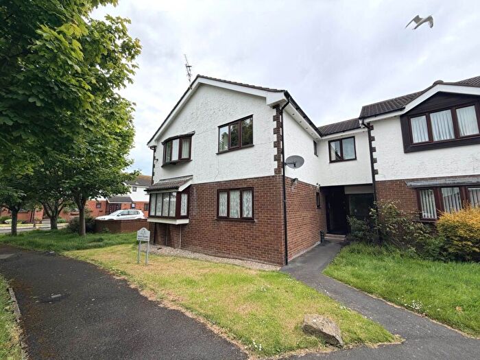 1 Bedroom Flat For Sale In Mooreview Court, Blackpool, FY4