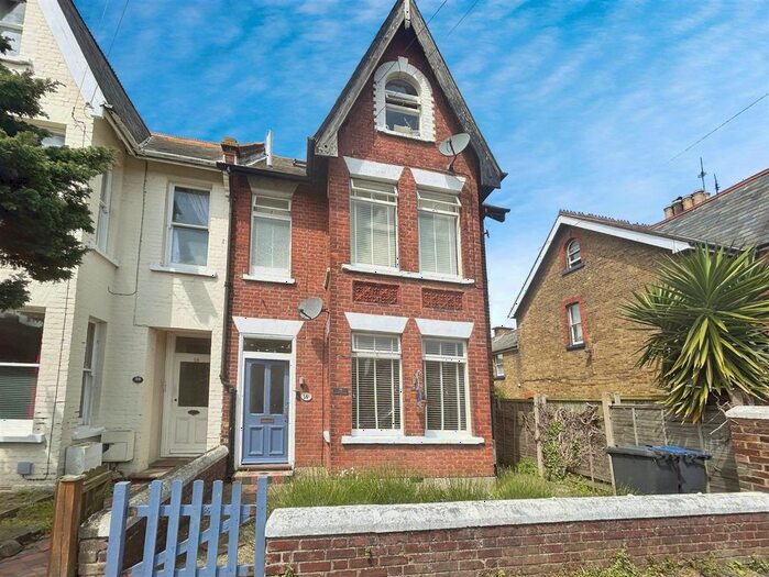 1 Bedroom Flat To Rent In Cavendish Road, Herne Bay, CT6
