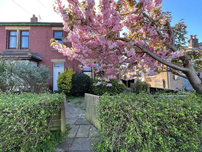 3 Bedroom Semi-Detached House For Sale In Smithy Lane, Stalmine, FY6