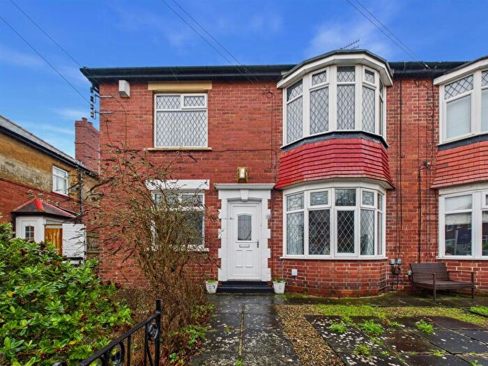 2 Bedroom Apartment For Sale In Closefield Grove, Monkseaton, NE25