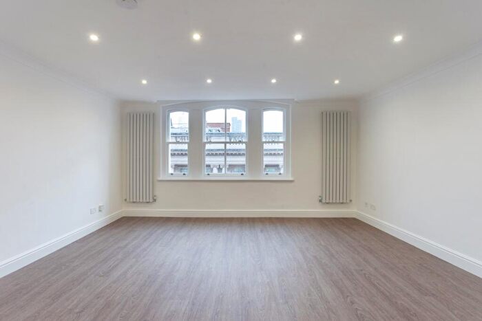 1 Bedroom Flat To Rent In Fleet Street London, EC4A