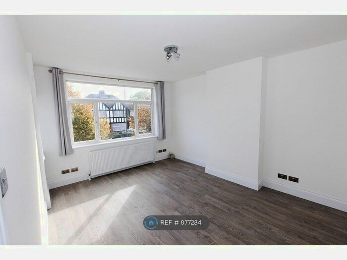 1 Bedroom Flat To Rent In Parkside Way, Harrow, HA2