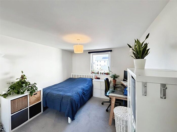 2 Bedroom Flat For Sale In Drummossie Road, Stratton, Inverness, Highland, IV2