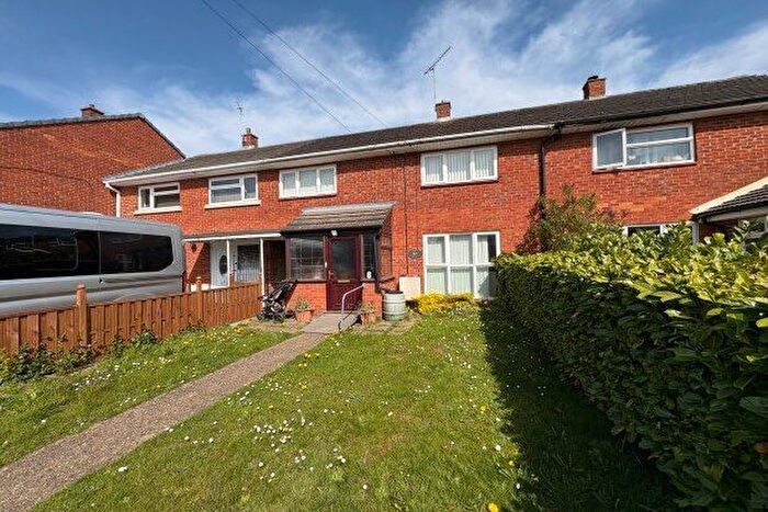 3 Bedroom Property To Rent In Furzedown, Stevenage, SG2