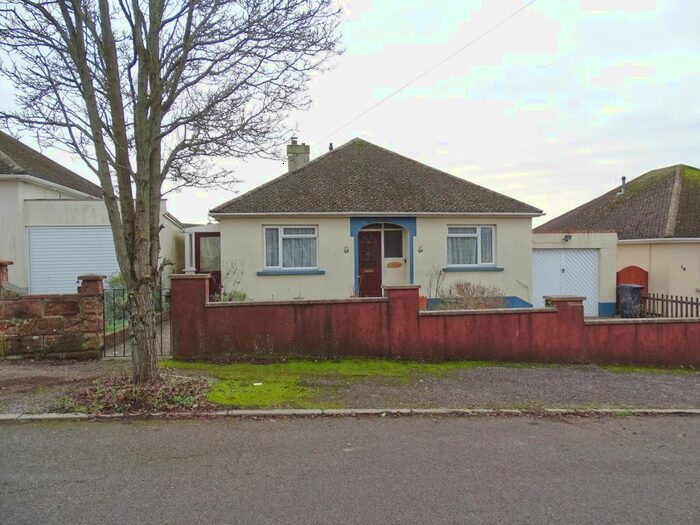 3 Bedroom Detached Bungalow For Sale In Dragons Mead, Axminster EX13