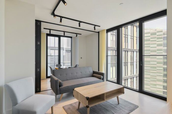 1 Bedroom Apartment To Rent In One Crown Place, Sun Street, EC2A