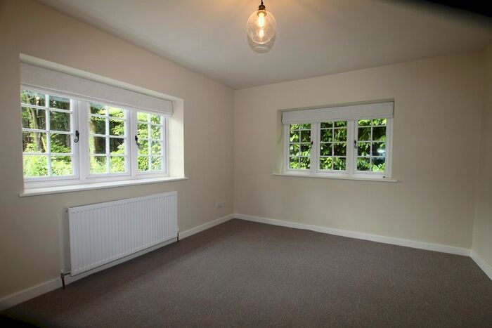 2 Bedroom Bungalow To Rent In Conkwell, Limpley Stoke, Bath, BA2