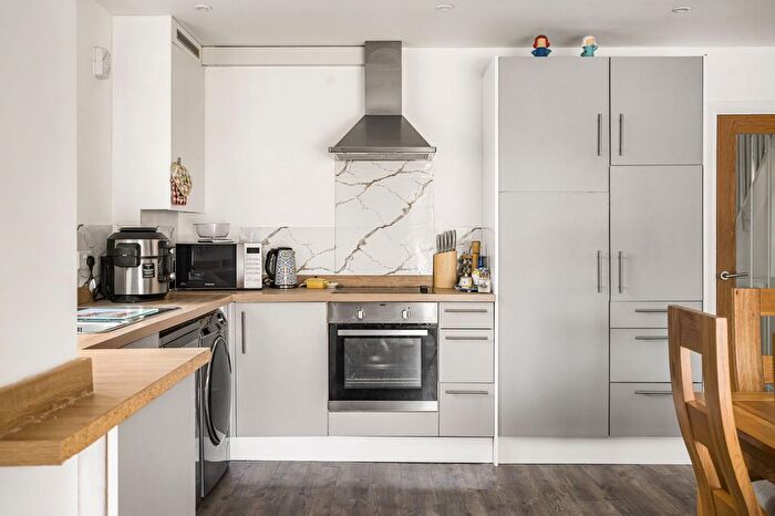 4 Bedroom Property For Sale In Beech Tree Road, Holmer Green, HP15