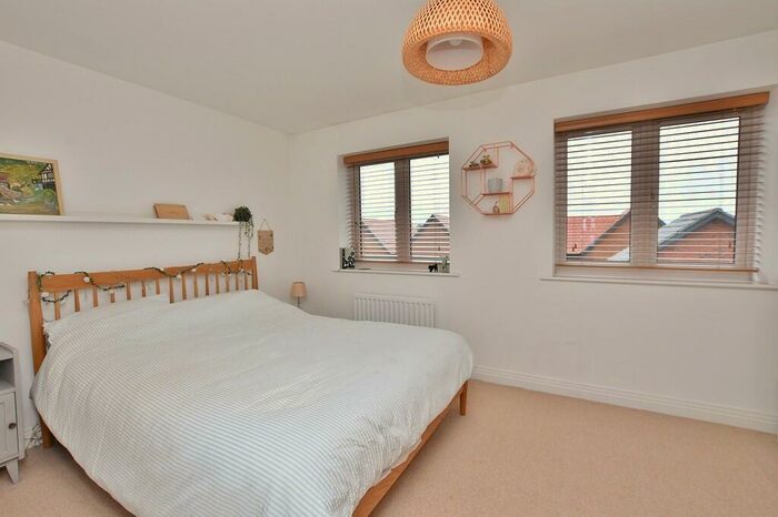 2 Bedroom Semi-Detached House For Sale In Shaughnessy Way, Houlton, CV23