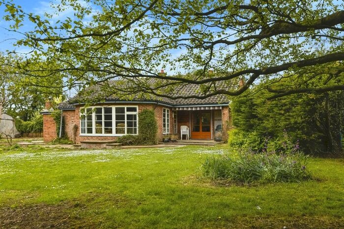 3 Bedroom Detached Bungalow For Sale In Boughton Road, Stoke Ferry, King's Lynn, PE33