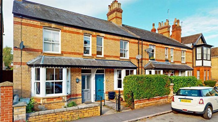 2 Bedroom Detached House To Rent In Queens Street, Stamford, Lincolnshire, PE9