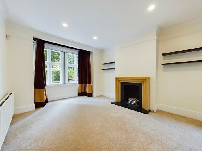 5 Bedroom House To Rent In Palewell Park, London, SW14
