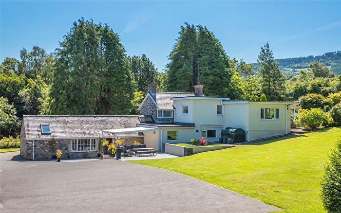 5 Bedroom Detached House For Sale In Felin Hen Road, Bangor, Gwynedd, LL57