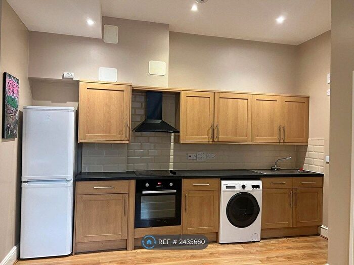 2 Bedroom Flat To Rent In Marsh Street, Bristol, BS1