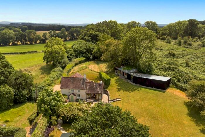 3 Bedroom Detached House For Sale In West Morden, BH20