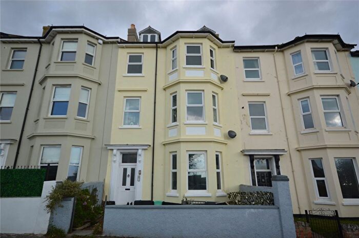 1 Bedroom Flat To Rent In Seafield Road, Seaton, Devon, EX12