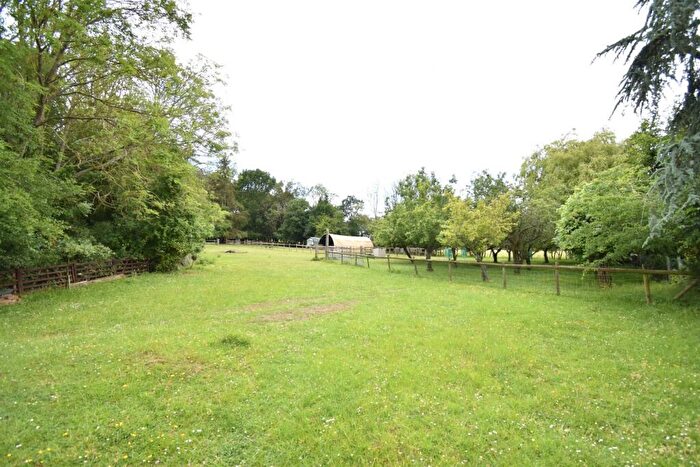 4 Bedroom Detached House For Sale In Headcorn Road, Grafty Green, ME17