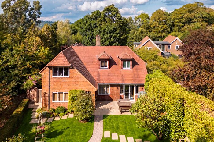 4 Bedroom Detached House For Sale In High Trees Road, Reigate, RH2