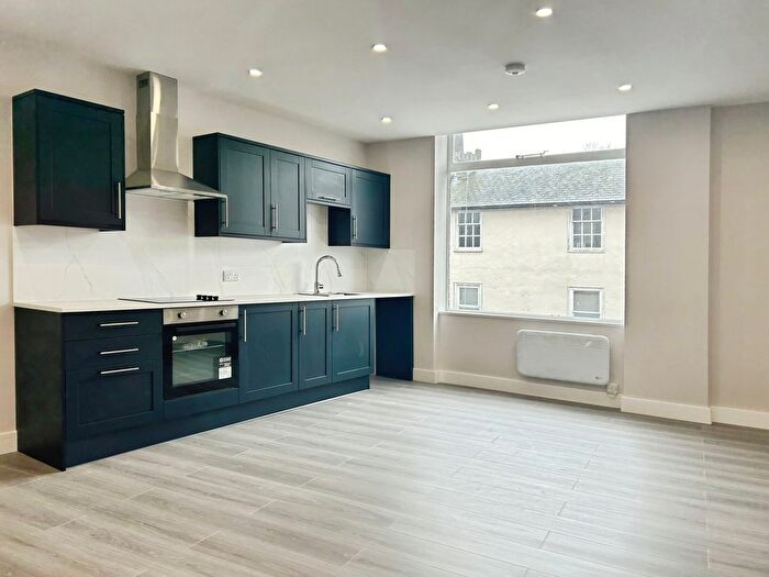 1 Bedroom Flat To Rent In - Ipswich Street, Stowmarket, IP14