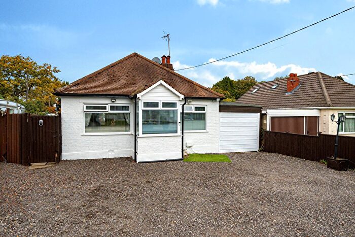 2 Bedroom Bungalow For Sale In Bennetts Avenue, West Kingsdown, Sevenoaks, TN15