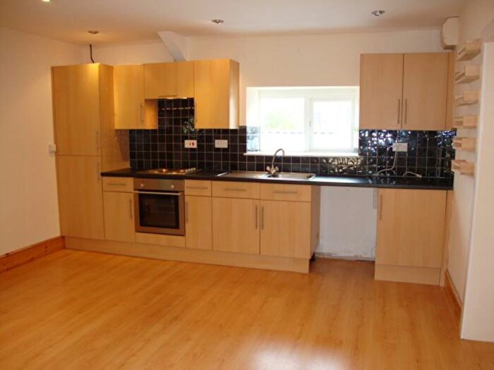 2 Bedroom Flat To Rent In Glenroy Court, Magor, NP26