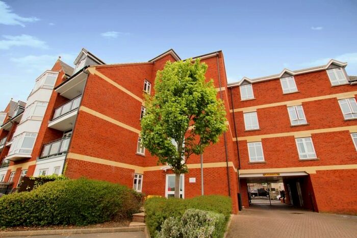 2 Bedroom Flat To Rent In Station Road, Shirehampton, Bristol, BS11