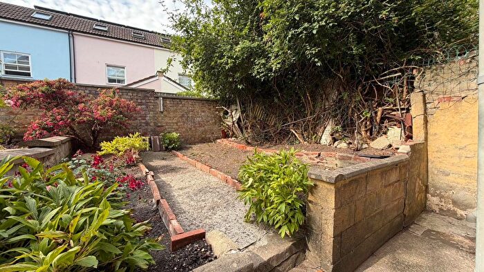 4 Bedroom Flat To Rent In St. Lukes Road, Bristol, BS3