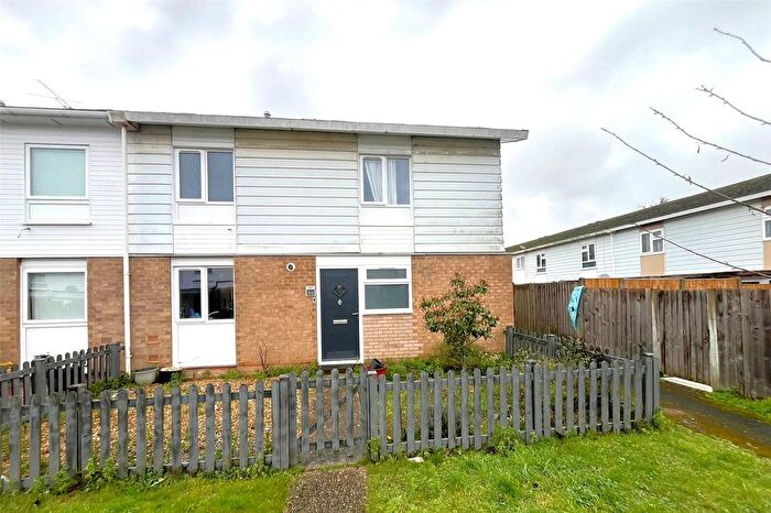 3 Bedroom End Of Terrace House For Sale In Abbey Road, Basingstoke, Hampshire, RG24