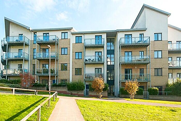 2 Bedroom Flat To Rent In Rollason Way, Brentwood, Essex, CM14
