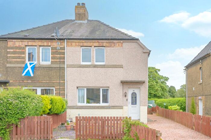 2 Bedroom Semi-Detached House For Sale In Wemyss Street, Rosyth, KY11