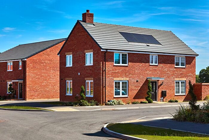 4 Bedroom Semi-Detached House To Rent In Bramcote Grange, Nuneaton And Bedworth, CV11