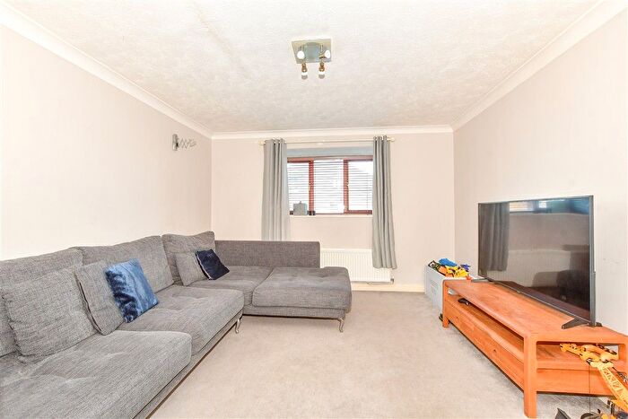 2 Bedroom Town House For Sale In Vita Road, Hilsea, Portsmouth, Hampshire, PO2