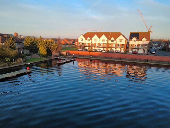 4 Bedroom Property For Sale In Brisbane Quay, Eastbourne, BN23