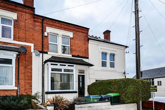 3 Bedroom Terraced House To Rent In Abbey Road, Smethwick, West Midlands, B67