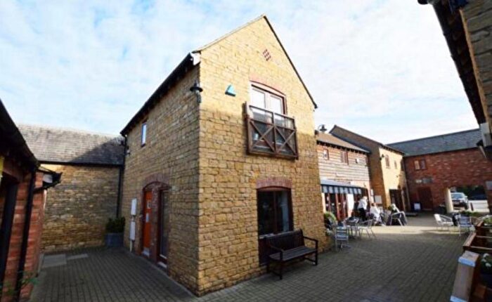 1 Bedroom Apartment To Rent In Fountain Court, Olney, MK46