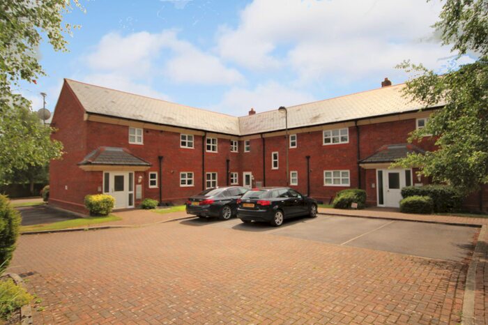 2 Bedroom Apartment To Rent In Ladybank Avenue, Fulwood, Preston, PR2