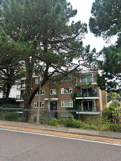 3 Bedroom Flat To Rent In Flat, The Towans, Banks Road, Poole, Dorset, BH13