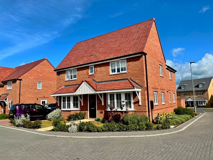 4 Bedroom Detached House To Rent In Tanner Drive, Godmanchester, PE29