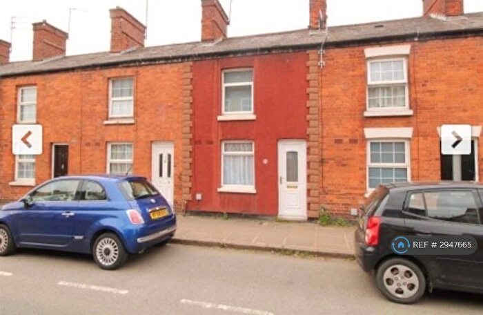 2 Bedroom Terraced House To Rent In St James St, Daventry, NN11