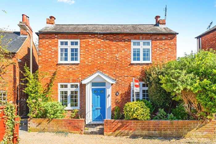 2 Bedroom Detached House For Sale In Silver Street, Newport Pagnell, MK16